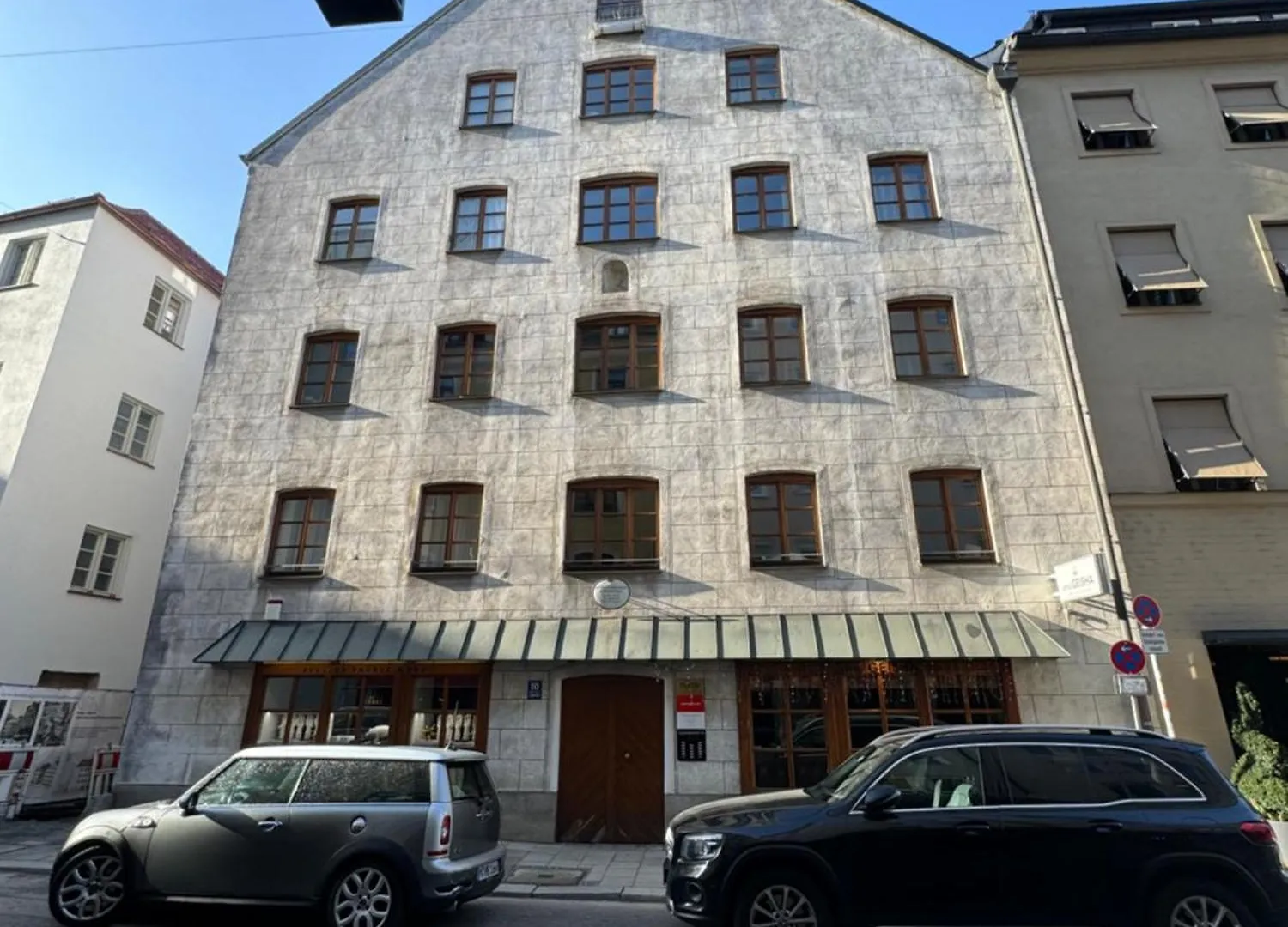 1 Bedroom Apartment In Central Munich